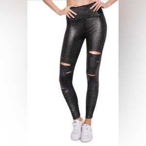 Victorias Secret Pink Ultimate Foil Slashed Legging M Medium High waist Black